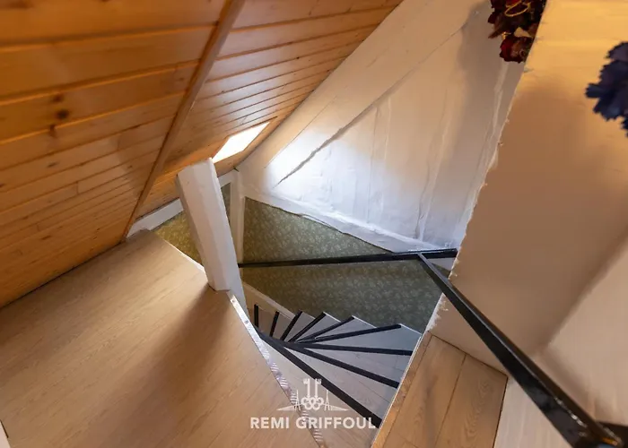 Dolphin View - - Cozy Nest With A View Of The Port Apartmán Honfleur